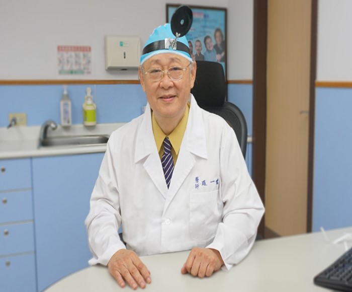 78歲羅一鳴從醫50年保持熱情與堅持,讓許多後輩感到非常佩服。(翻攝自枋寮醫院官方網站)