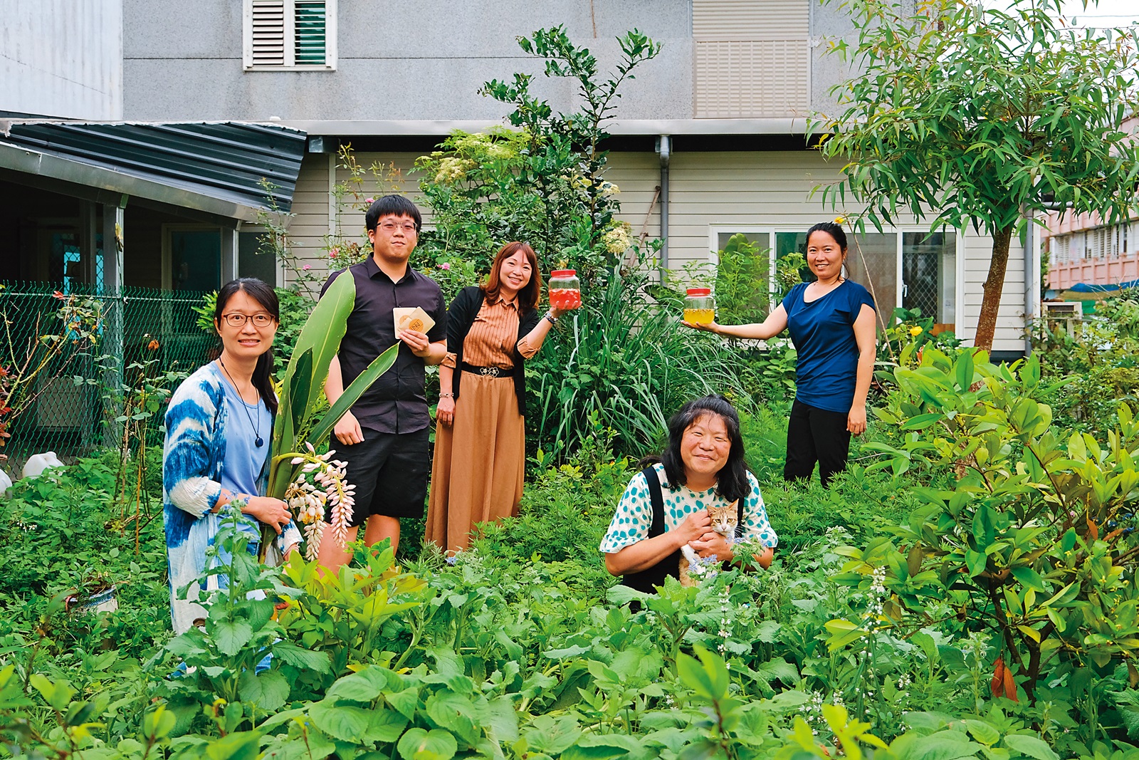 結合香草、催眠、動物溝通、瑜伽及咖啡，讓「黎悠香草」成了獨樹一格的療癒工作室。
