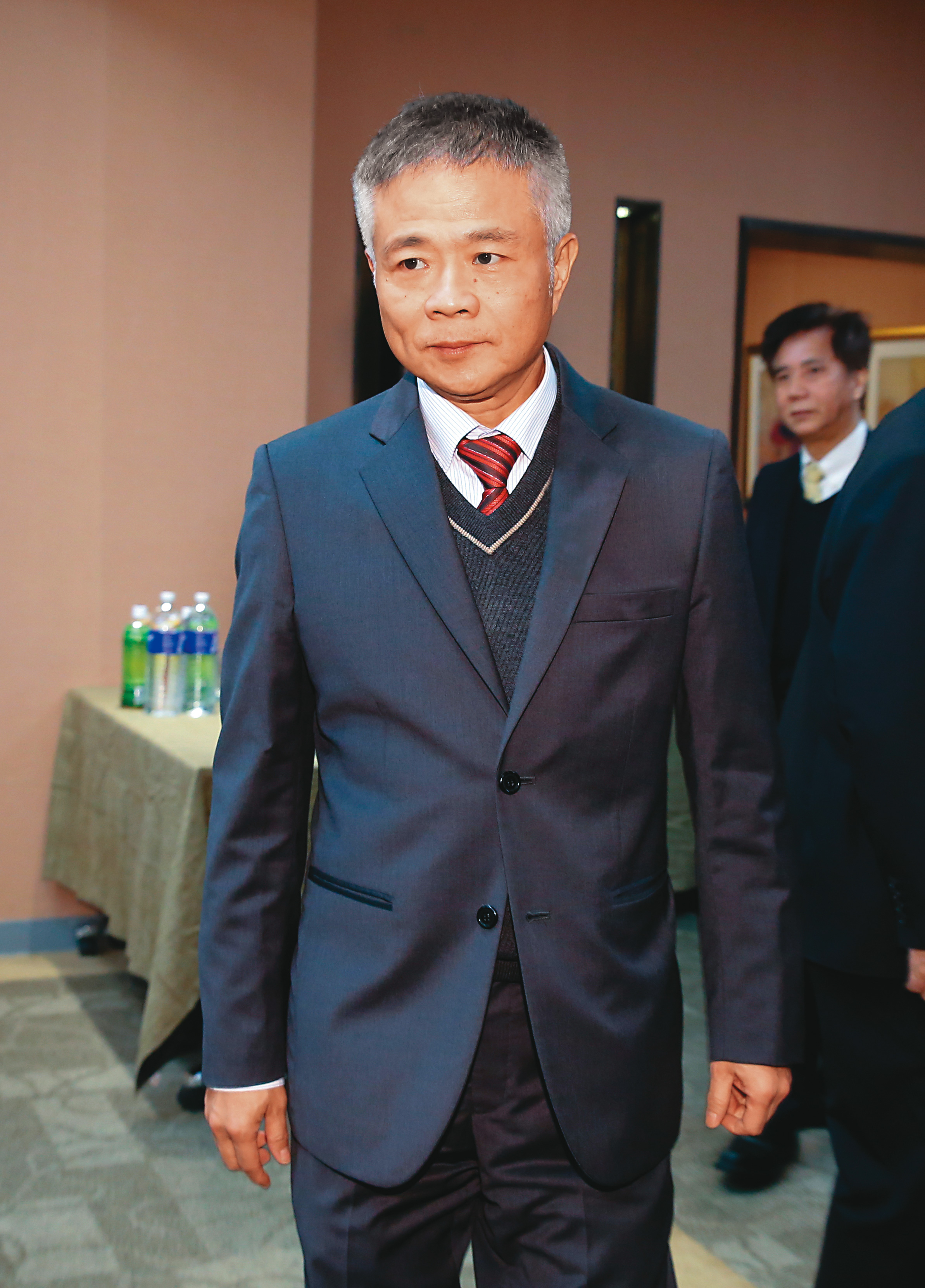 負責泰國廠營運的新金寶集團營運長鄒孔訓遭爆料,在疫情爆發後,還讓染疫者和有密切接觸者繼續上班,才導致疫情不斷擴散。