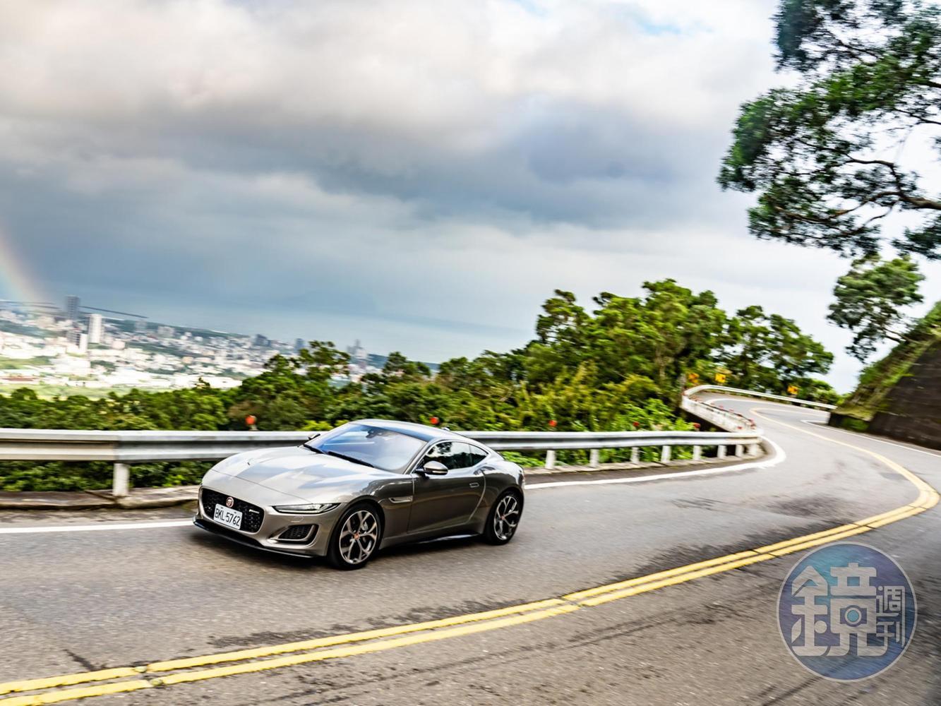 JAGUAR F-Type Coupe P300 R-Dynamic
