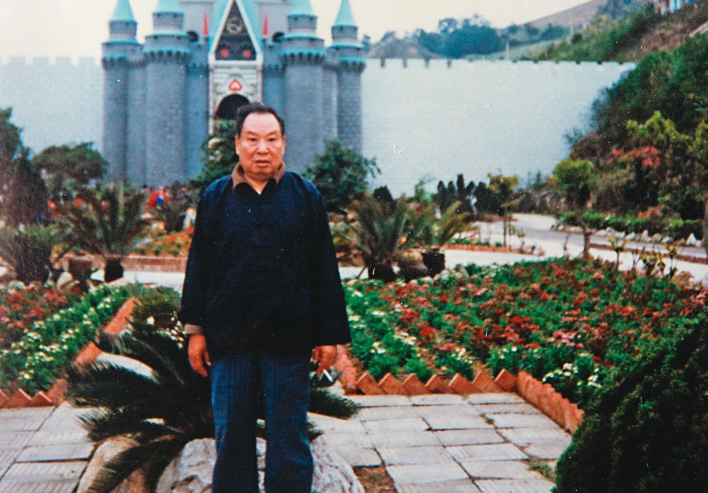 前國大陳會瑞創辦逢甲大學後，厄運不斷，不僅入獄，房子還被查封。