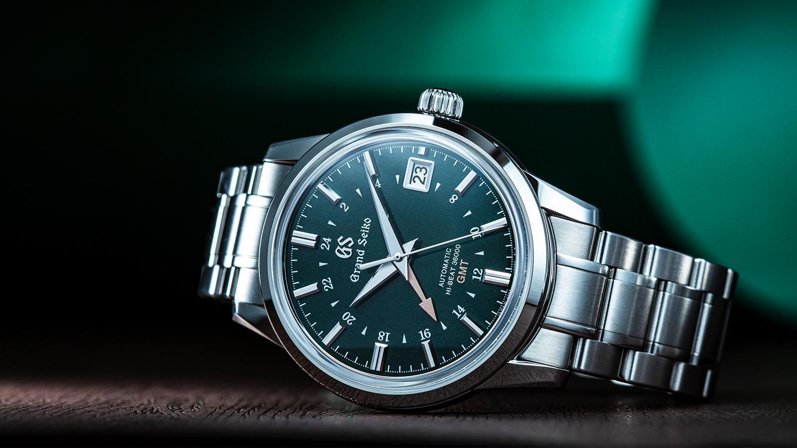 GRAND SEIKO Elegance Collection（春分）| 型號SBGJ251／錶徑39.5mm／不鏽鋼材質／時、分、秒、日期、第二地時間指示／9S86自動上鏈機芯／動力儲存55小時／防水3大氣壓／建議售價NT$210,000