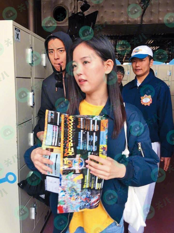 王大陸（左）曾與韓國女星姜漢娜（中）有過一段情，兩人同遊梵蒂岡時被抓包，但都沒有公開承認戀情。（翻攝自關愛八卦成長協會微博）