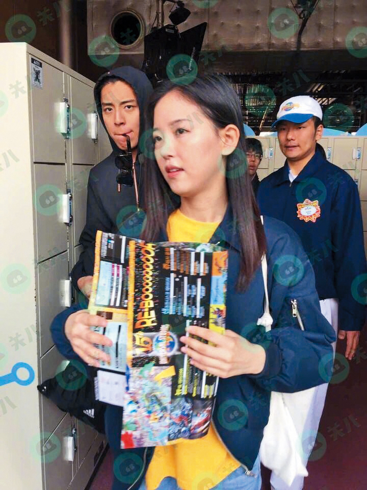 王大陸（左）曾與韓國女星姜漢娜（中）有過一段情，兩人同遊梵蒂岡時被抓包，但都沒有公開承認戀情。（翻攝自關愛八卦成長協會微博）