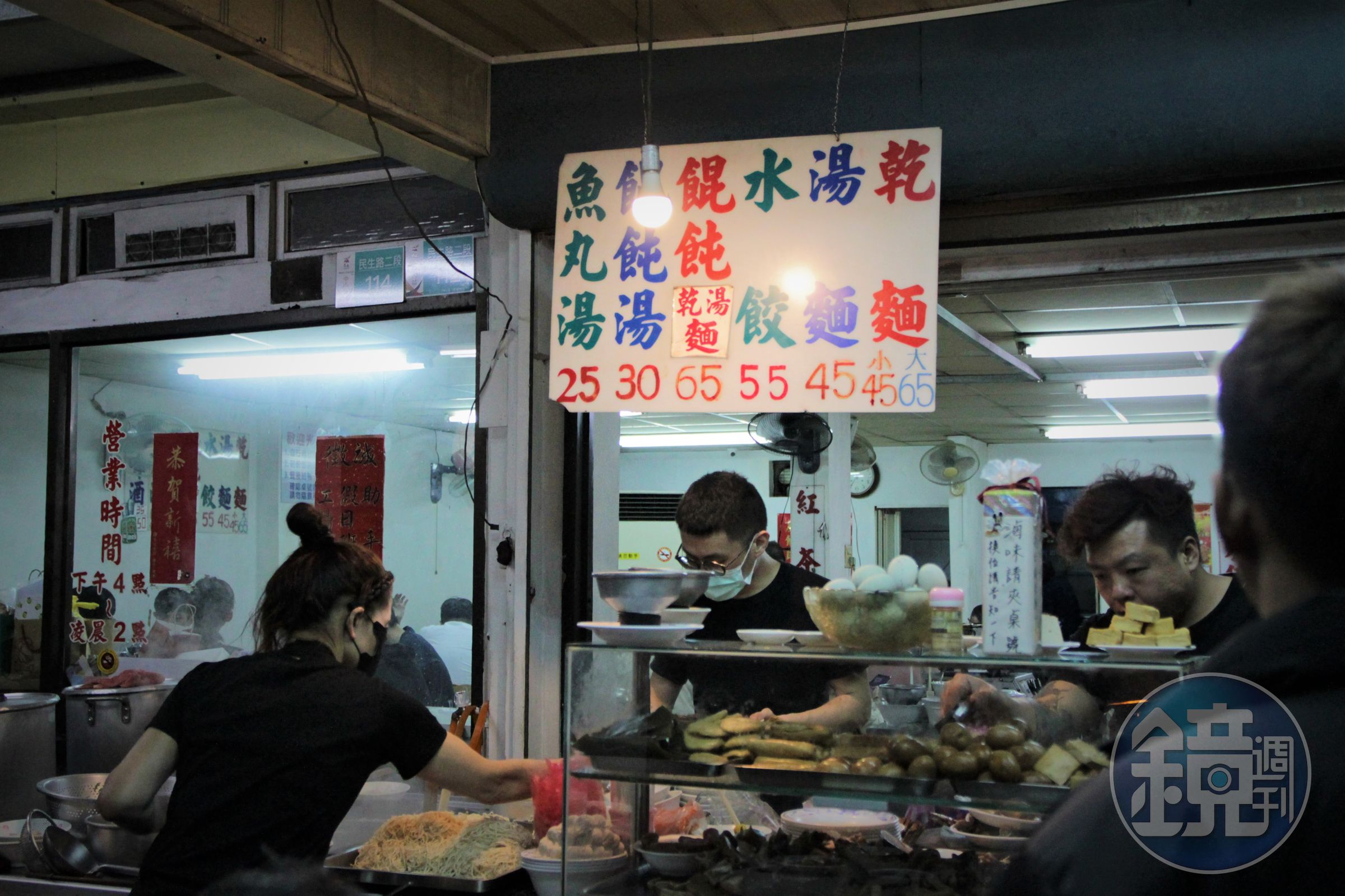 謝小五亦擔憂各家老店前的人龍、餐檯忙碌之景，隨著疫情再不復見。