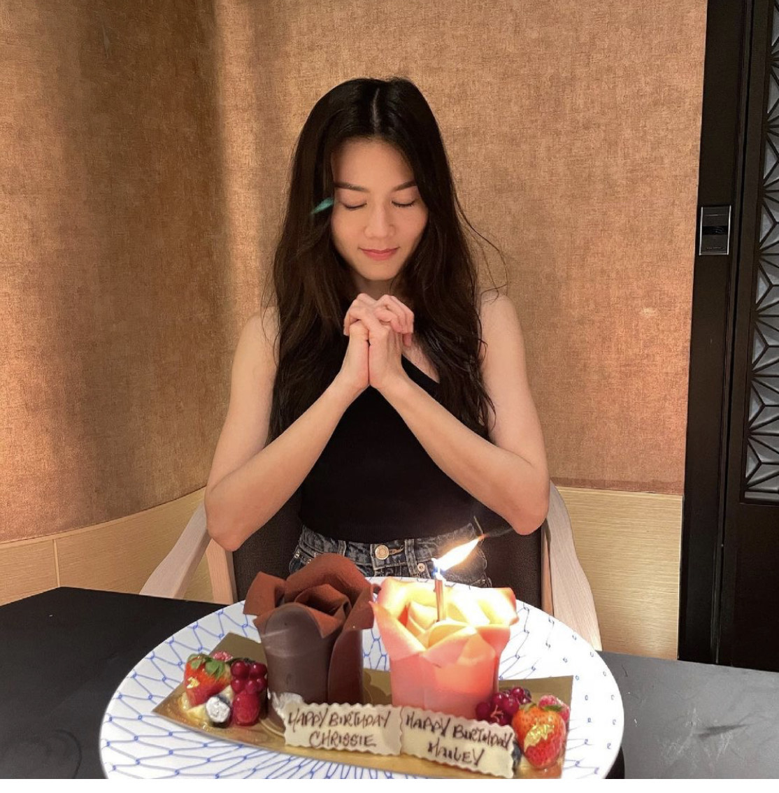 在圈中緋聞少的同秀娜人緣甚好，上星期36歲慶生活動不斷。（周秀娜IG）
