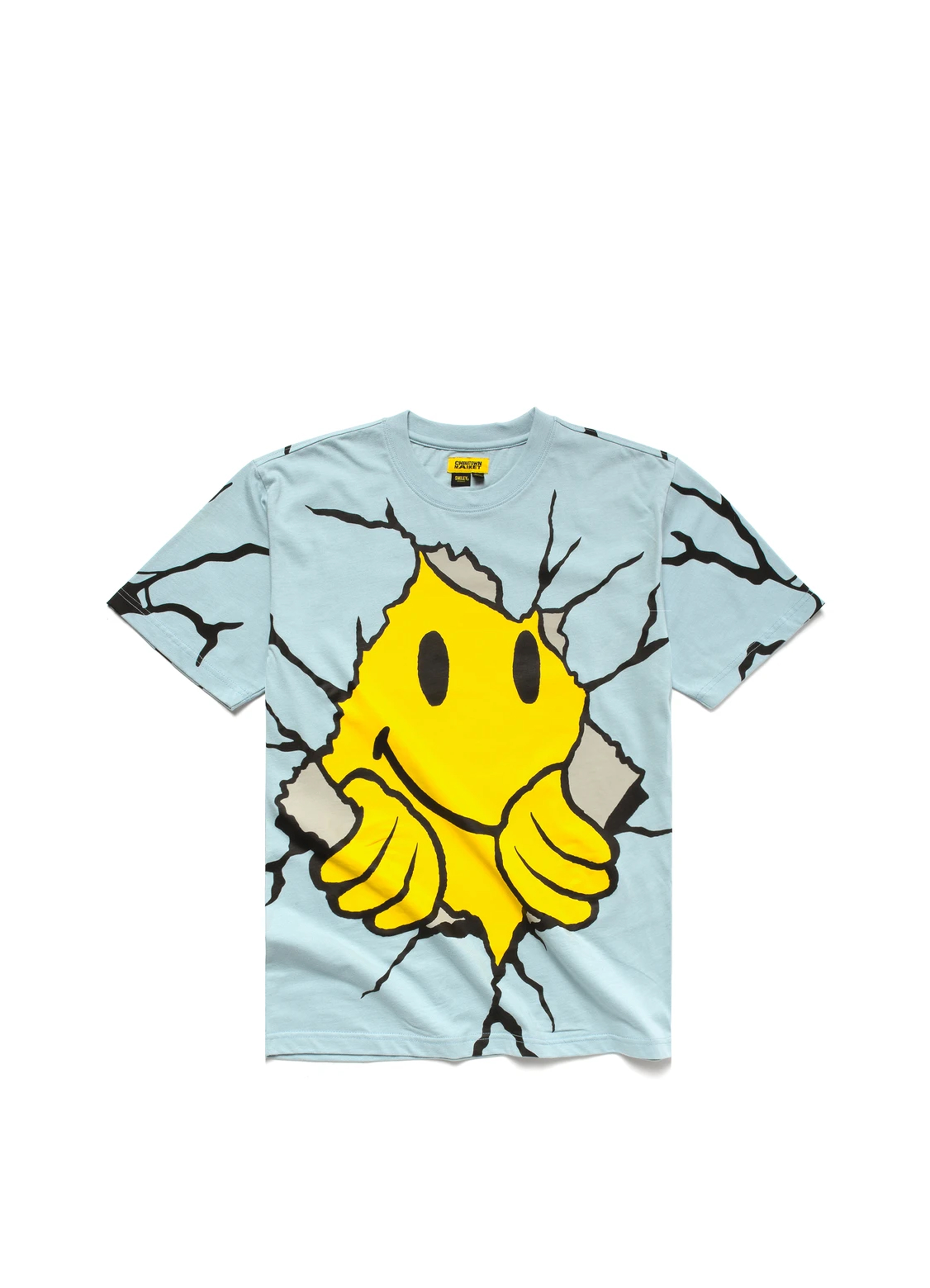 Chinatown使用標誌性的笑臉圖案,令人會心一笑 笑臉T-shirt NT$ 2,580 Chinatown。(團團提供)