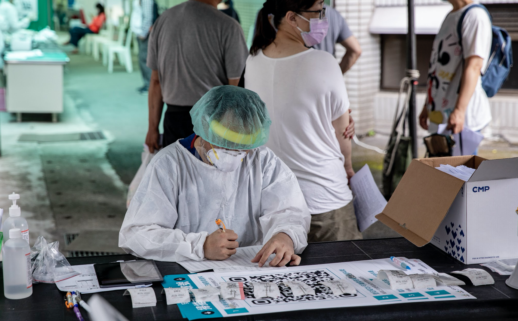 台灣不僅各大醫院，飛離島機場也須設置篩檢站。（示意圖，資料照）