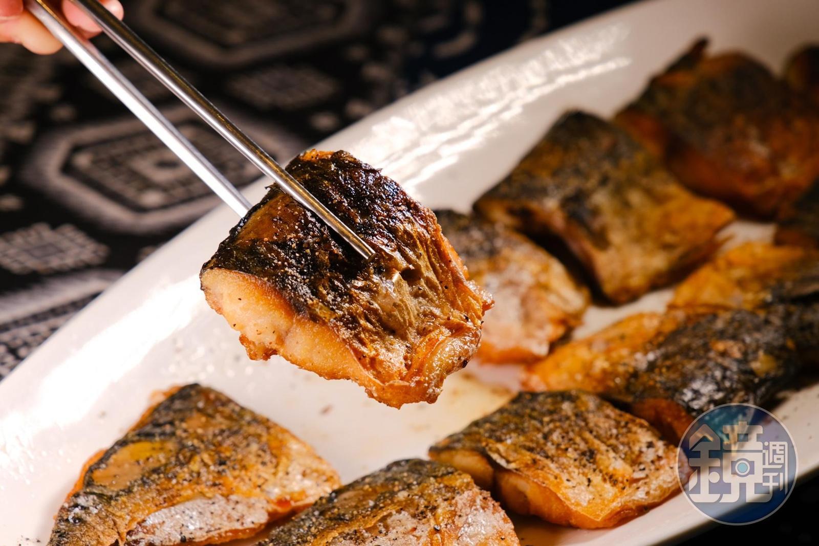 主廚視當天食材規劃菜單,也供應煎魚等海鮮料理。