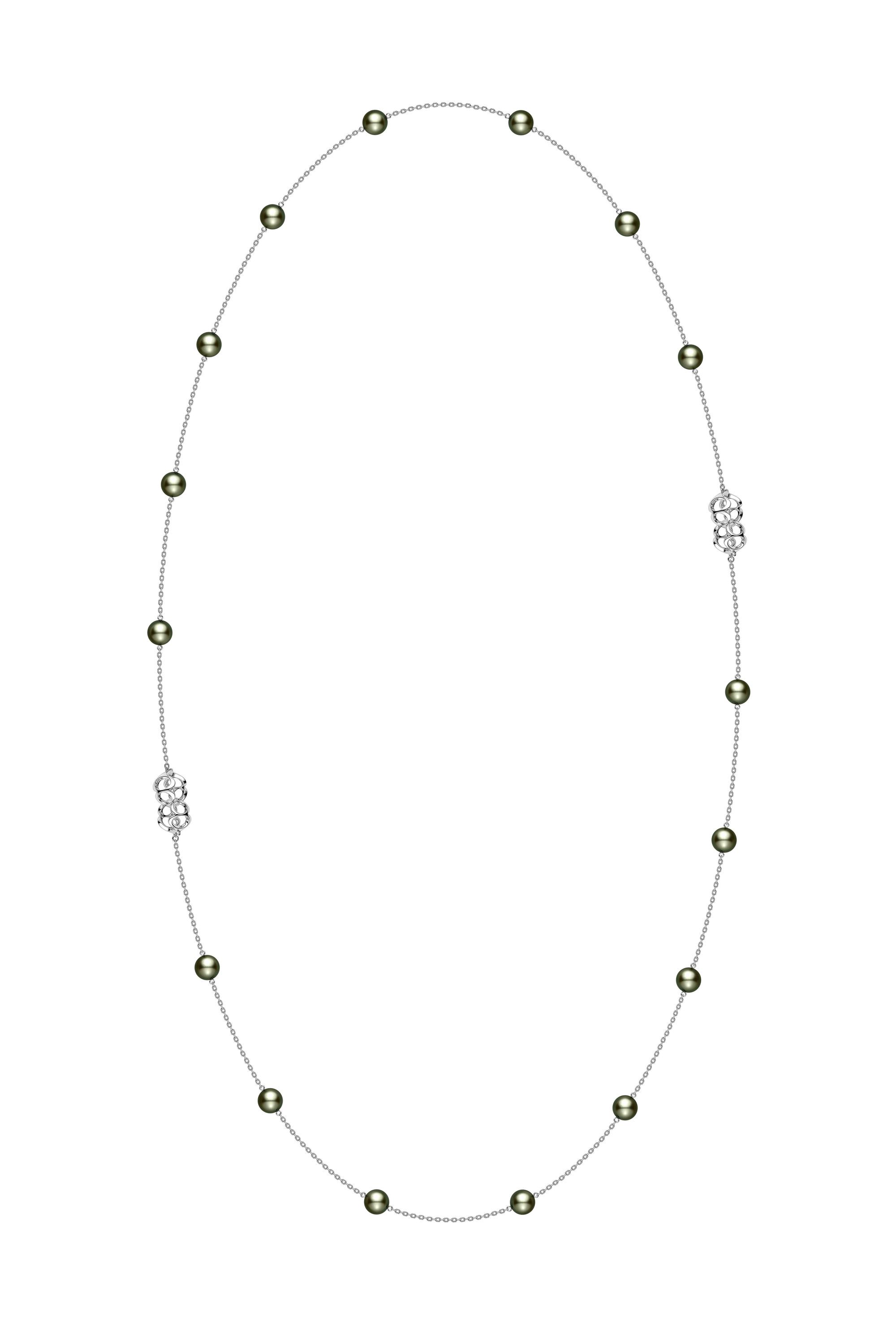 Double Eight系列黑珍珠鏈結項鍊 18K白金，黑珍珠（珍珠尺寸約8.50-8.99mm） Mikimoto  NT$268,000。（Mikimoto提供）