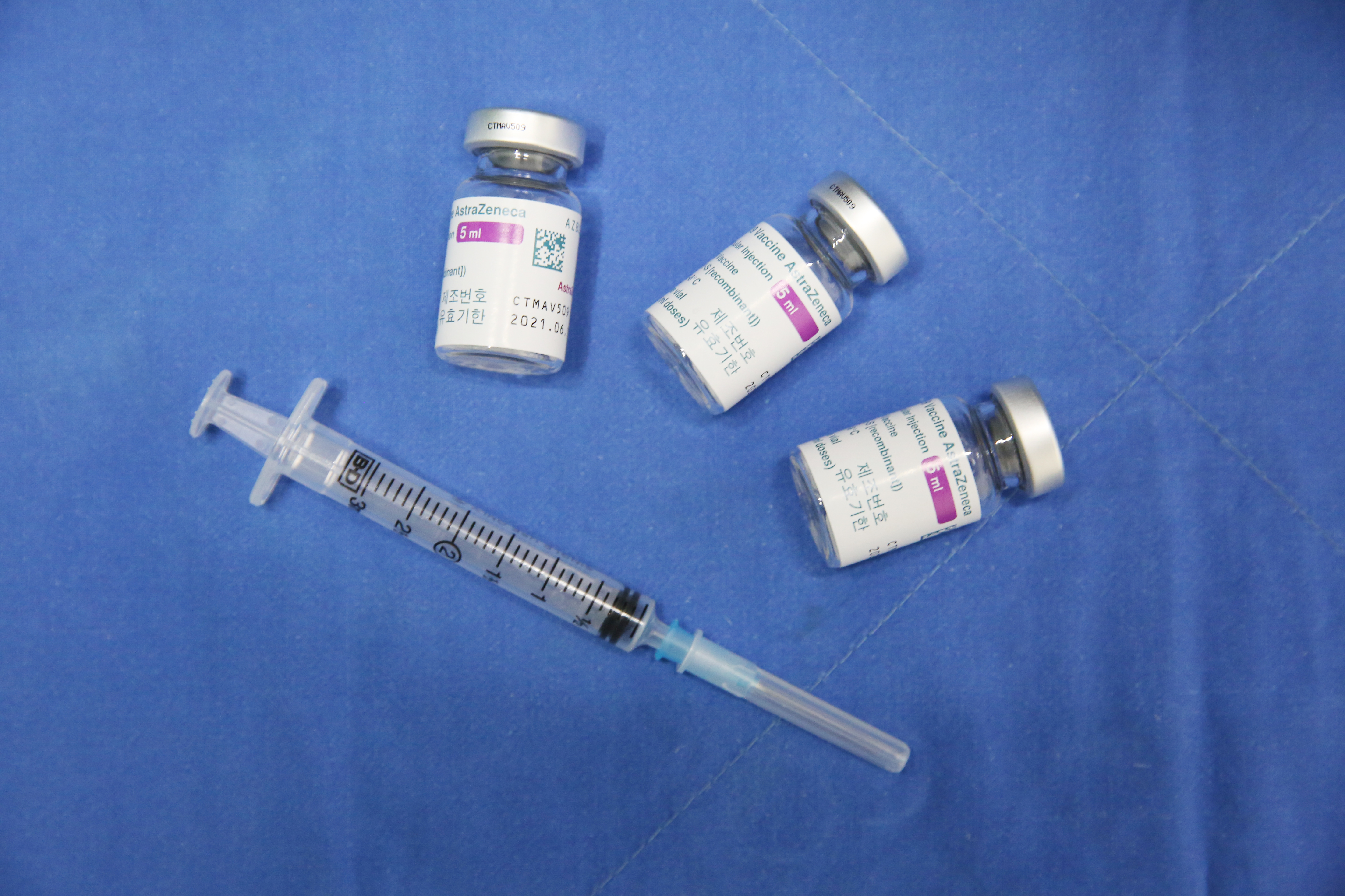 日本政府傳將提供台灣AZ疫苗，並且明天就會運抵，圖為示意圖。（本刊資料照）