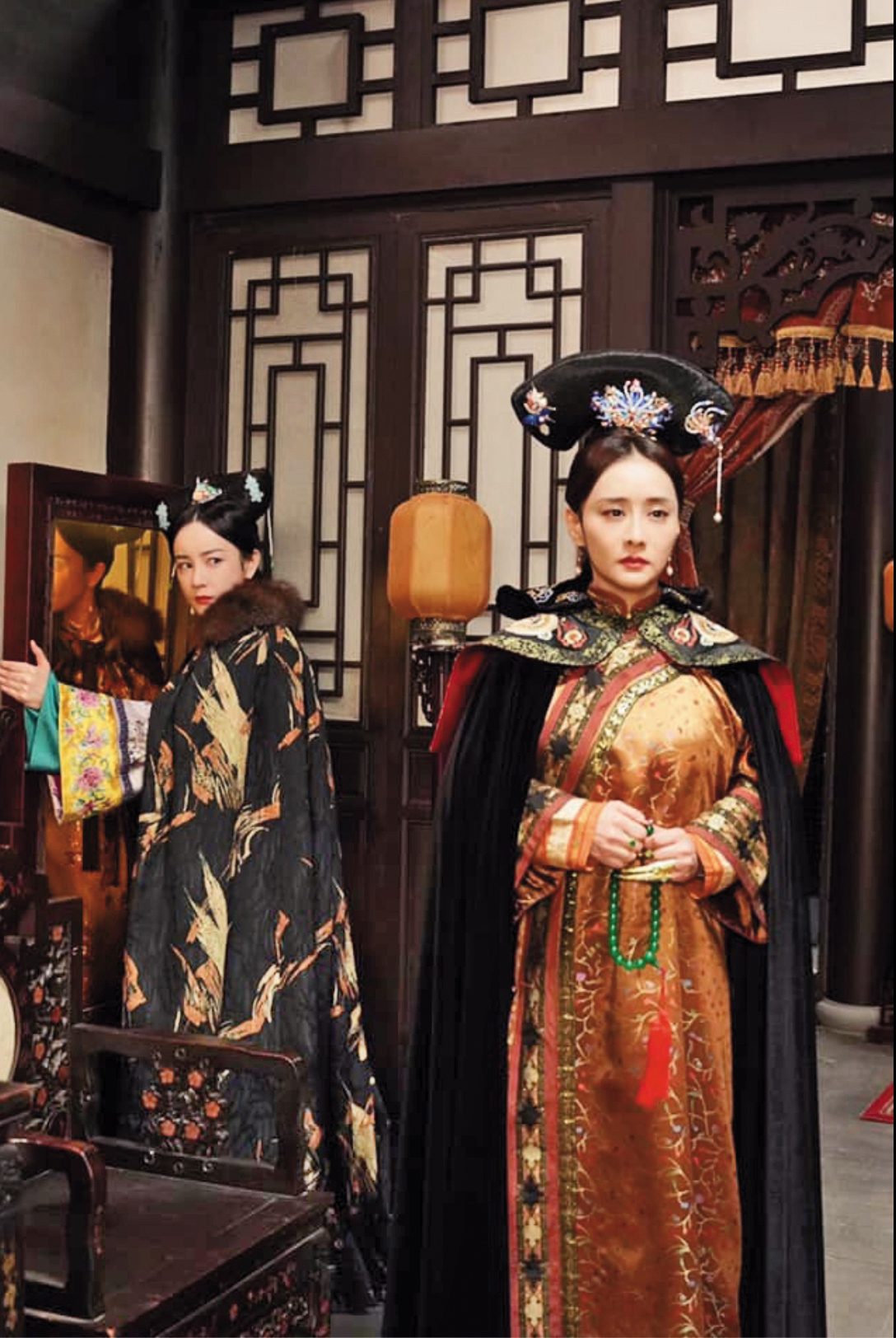 在《我就是演員3》的古裝扮相,儼然讓觀眾再次重溫陳德容(右)最膾炙人口的演出。(翻攝自陳德容臉書)