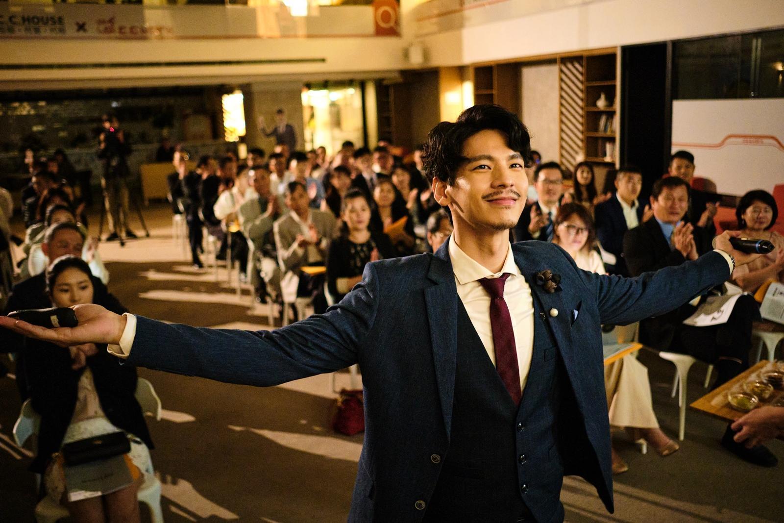 林柏宏在《大債時代》飾演楊大器是一個能言善道的創業家。(華視提供)