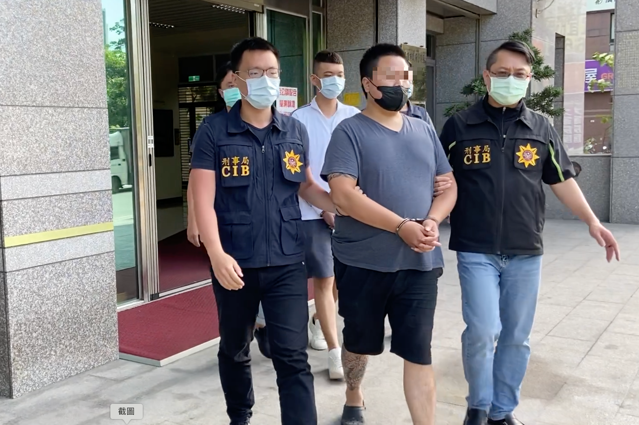 警方將中國詐騙集團錢姓車手等3人移送法辦。（警方提供）