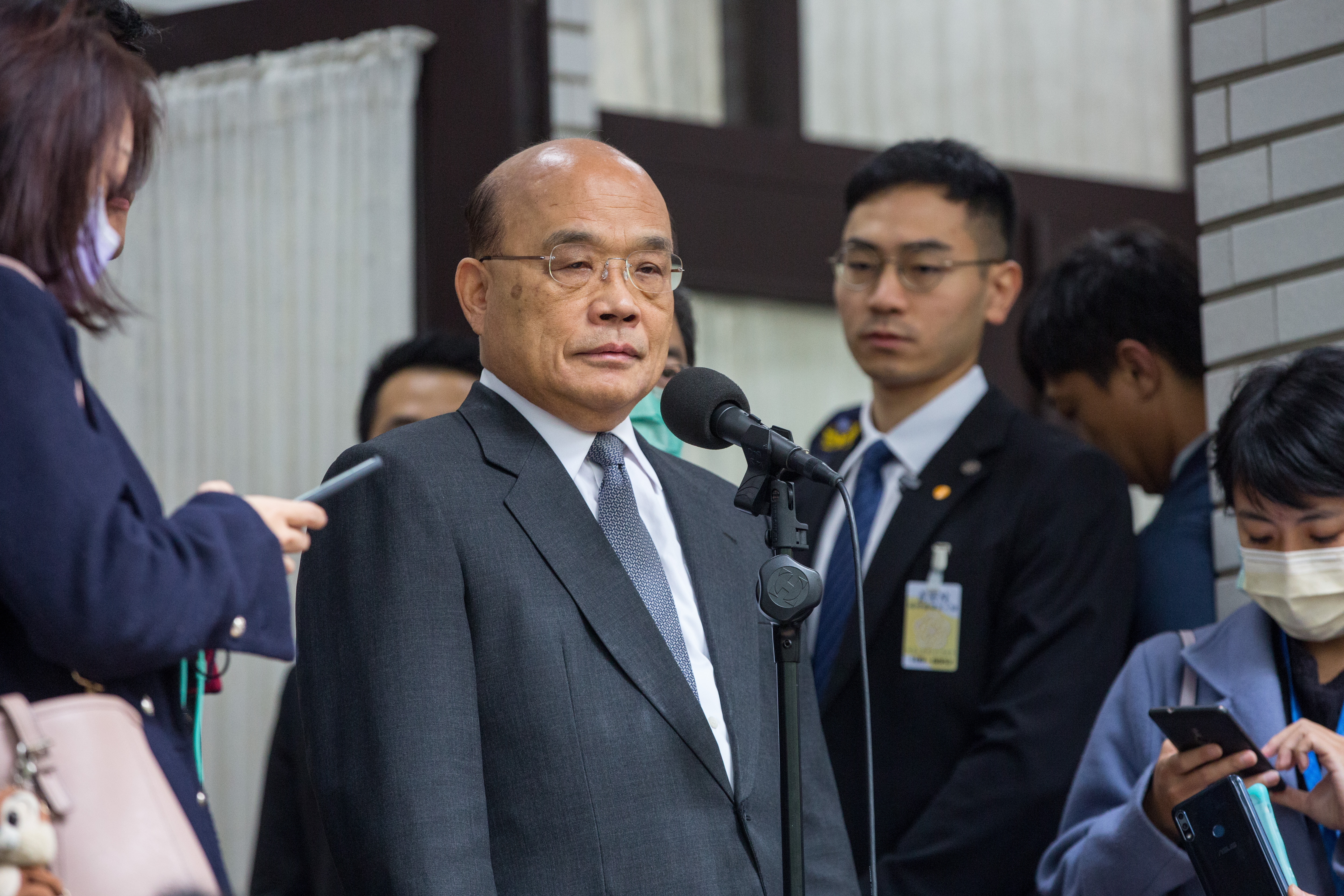 行政院長蘇貞昌今日裁示，延長全國三級警戒至6月28日，詳細情形由下午指揮中心記者會說明。（本刊資料照）