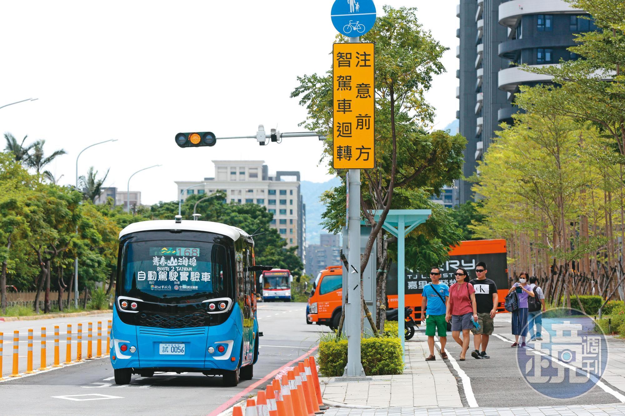 台灣在電動車趨勢下的最大機會，在公共用電車的發展，如電動巴士、電動貨車等。