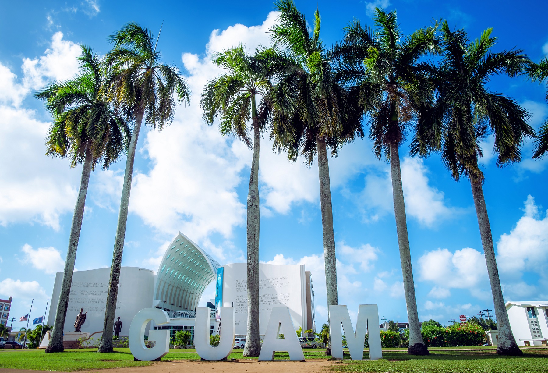 「關島台灣辦事處」取得在台駐外機構證明函，成為具有關島官方代表性的台灣辦事處。（關島觀光局提供）