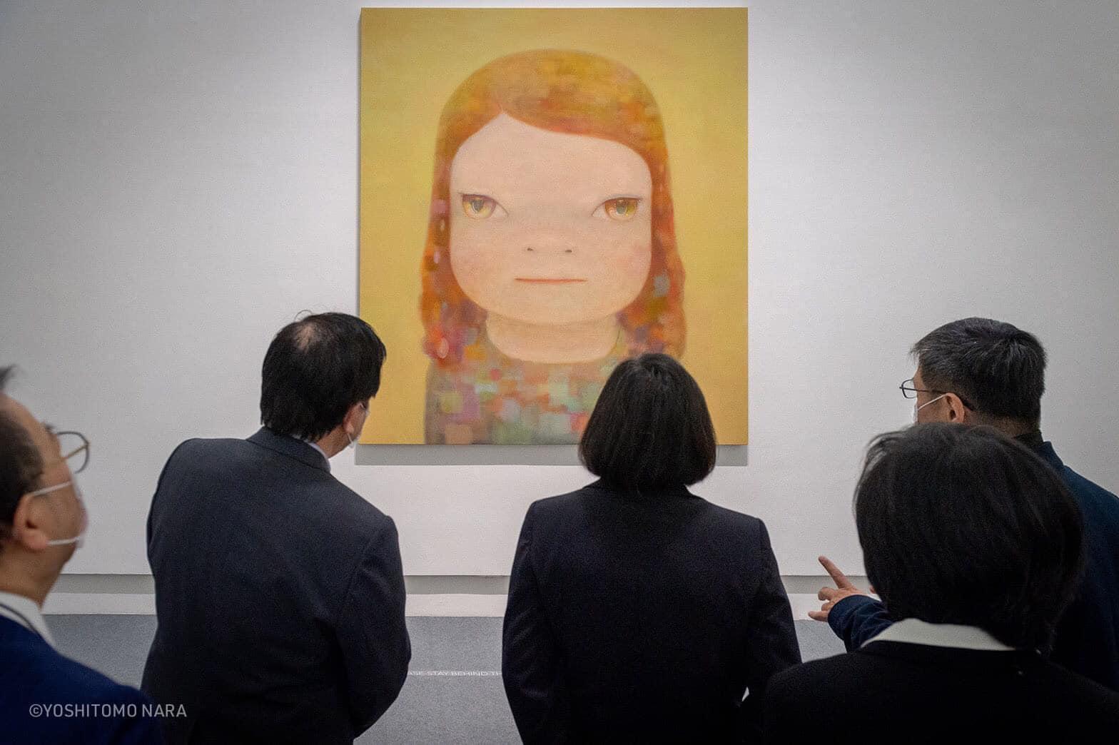 蔡英文總統親自出席《奈良美智特展》開幕記者會。（翻攝自中華文化總會臉書）