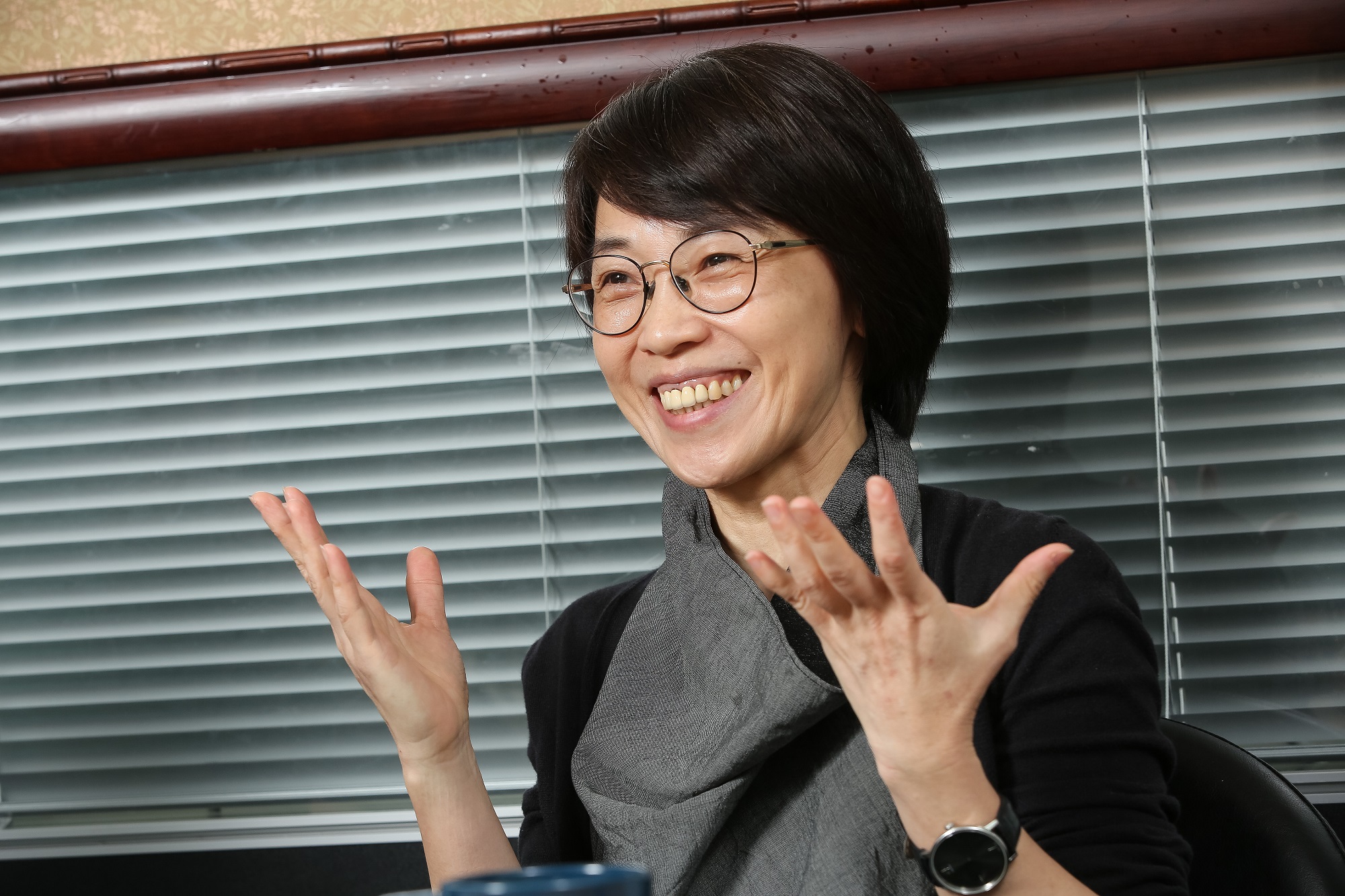 導演周美玲要求凡是接演她作品的演員，都要看書並討論。