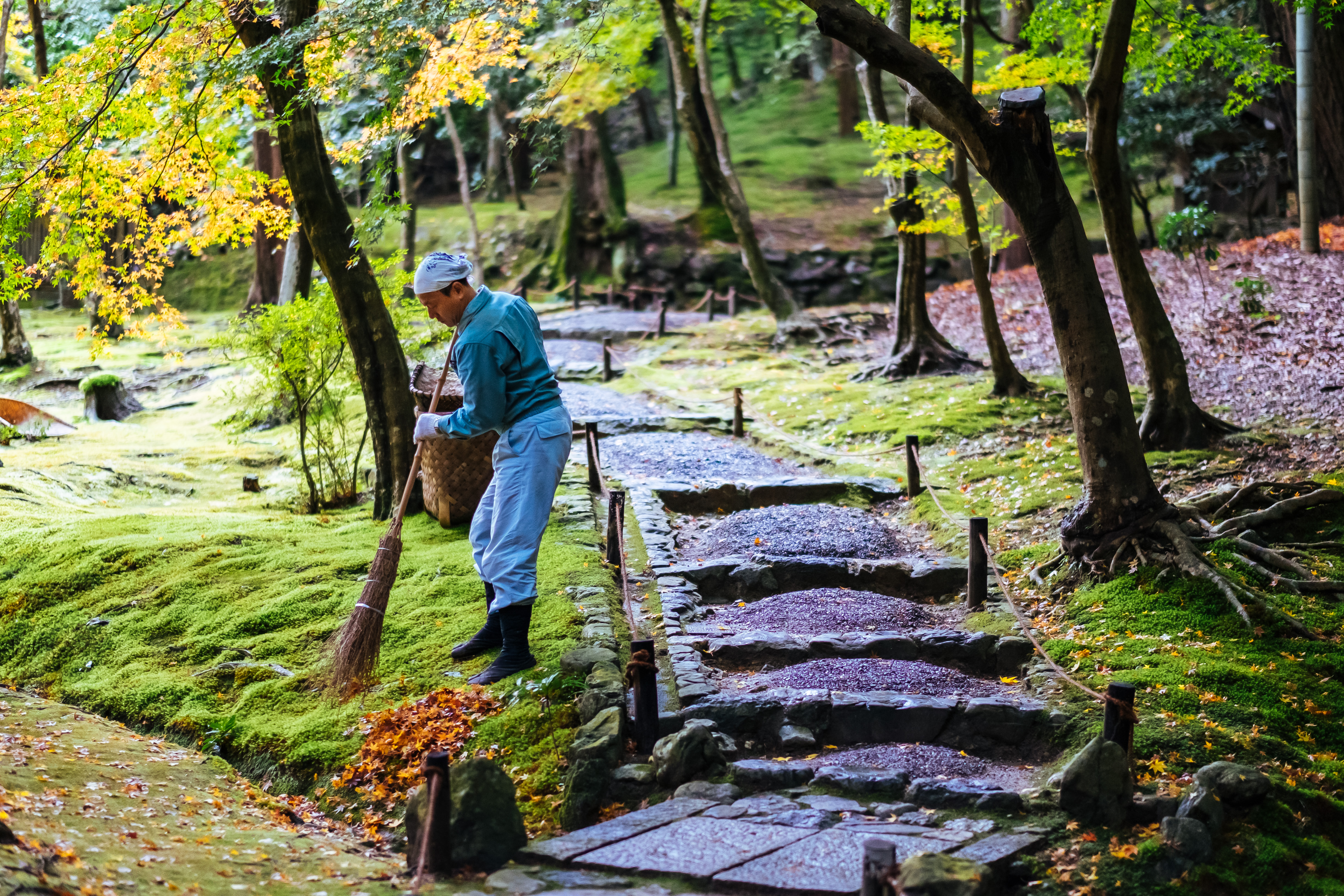 如此優美的環境不能缺少的就是維護的工作人員，對於他們而言，維護此地應該也是發自內心的對自然的崇敬。