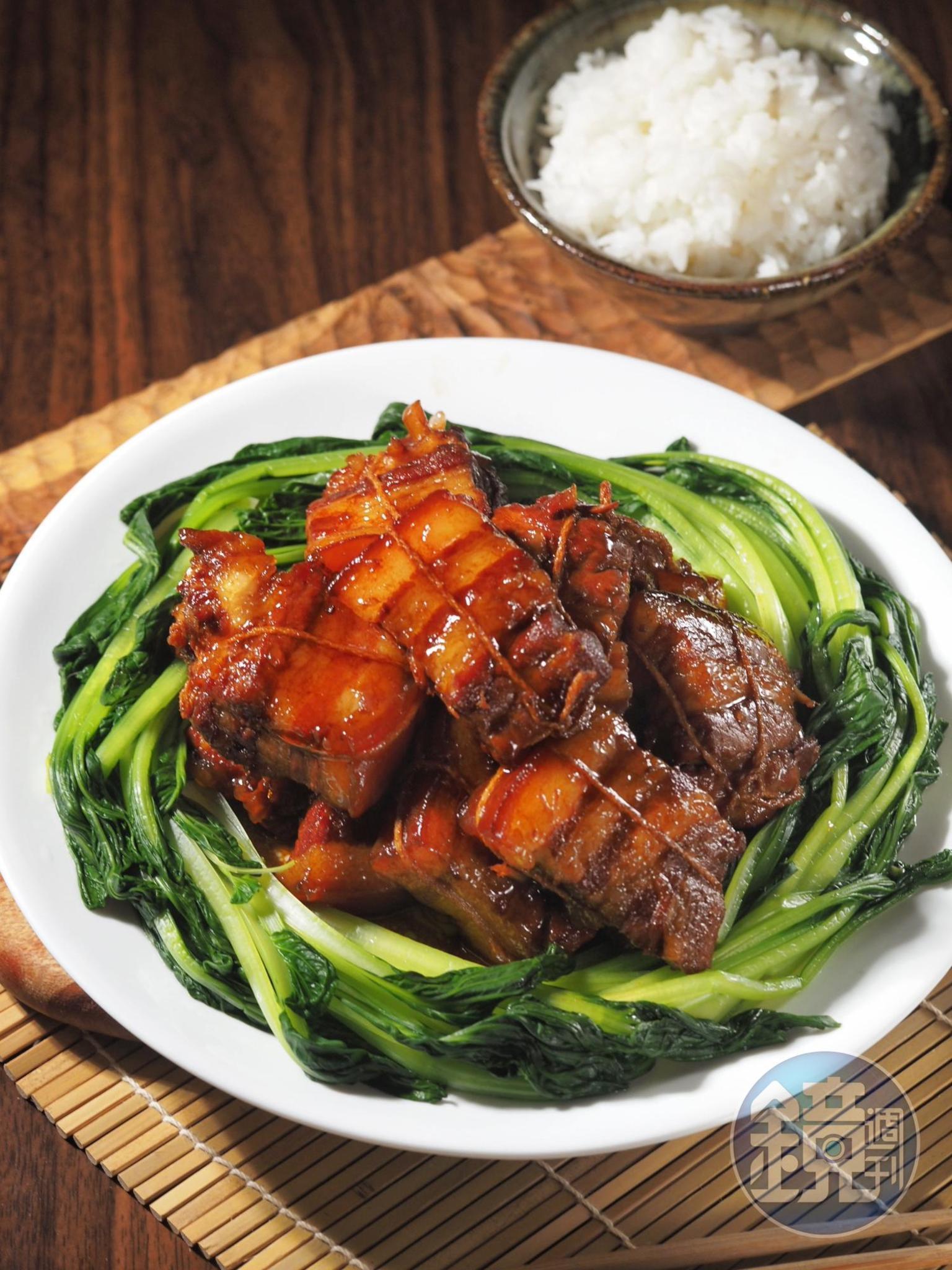 擺盤後有沒有了解綁肉的目的是什麼呢？沒錯！就是帶來非常良好的自我感覺。
