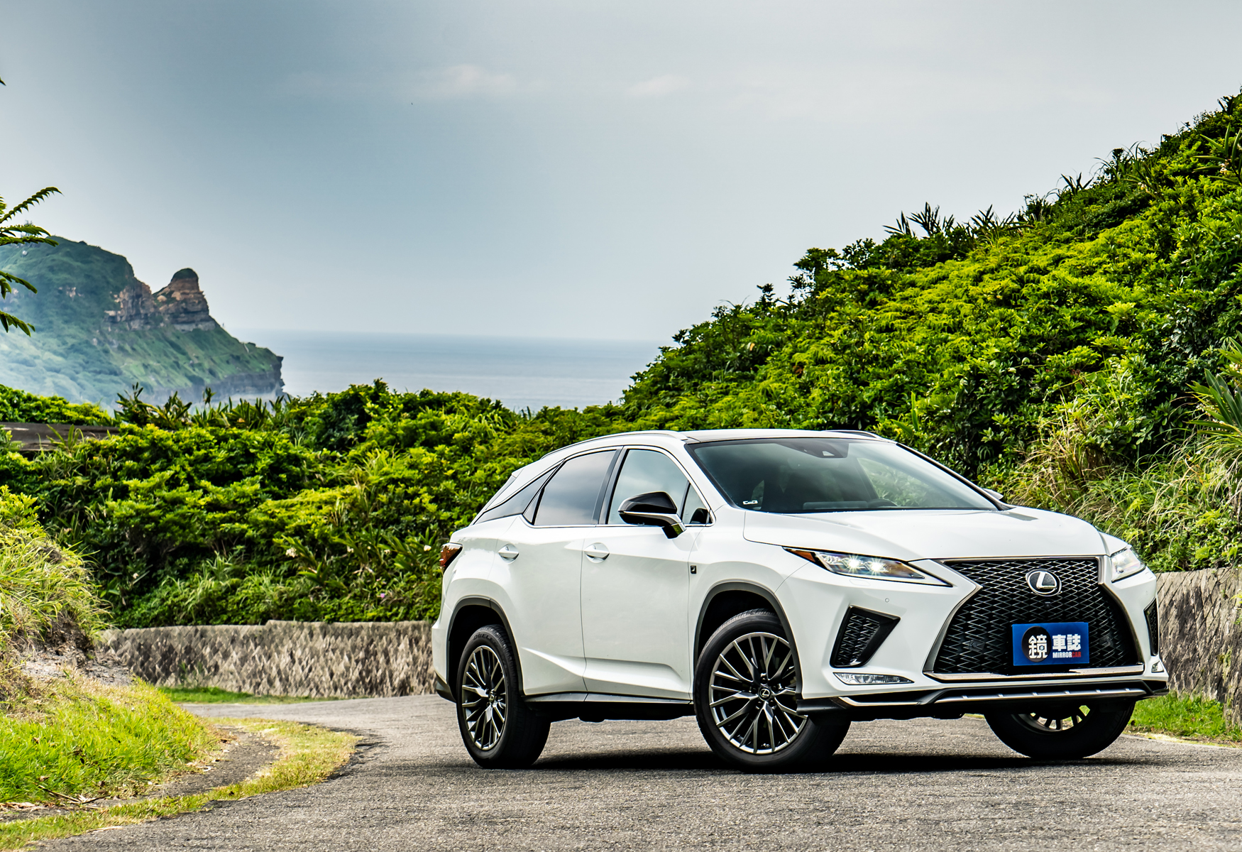 【鏡試駕】熟成跑格！LEXUS RX 300 F Sport 