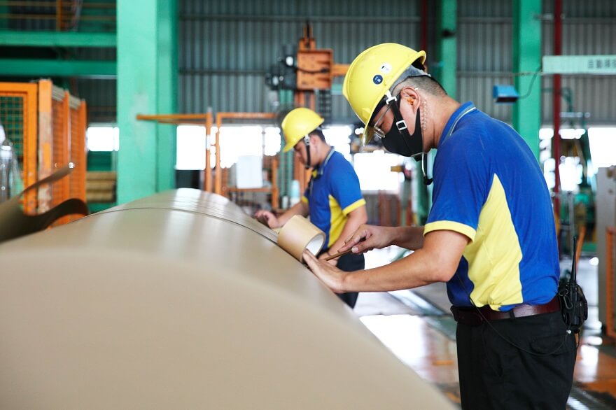 紙類大廠內需外銷需求都拉升，工紙三雄永豐餘、正隆（圖）、榮成產能利用率竄高。（翻攝自經濟部工業局官網）