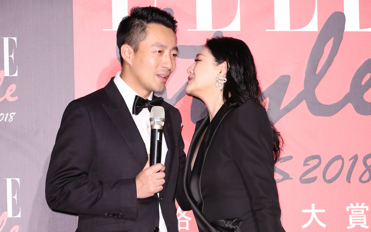 大S（右）2010年在派對上遇上汪小菲（左），兩人一見鍾情，認識短短1個月便決定閃婚。