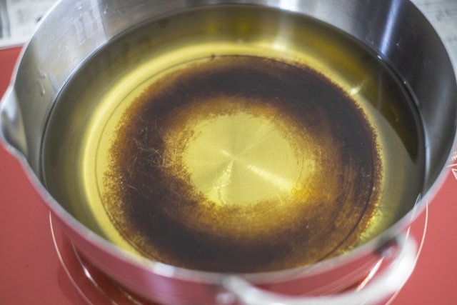 巴西一名人妻盛怒之下持刀殺害丈夫，並剁下命根油炸。（示意圖，photoAC）