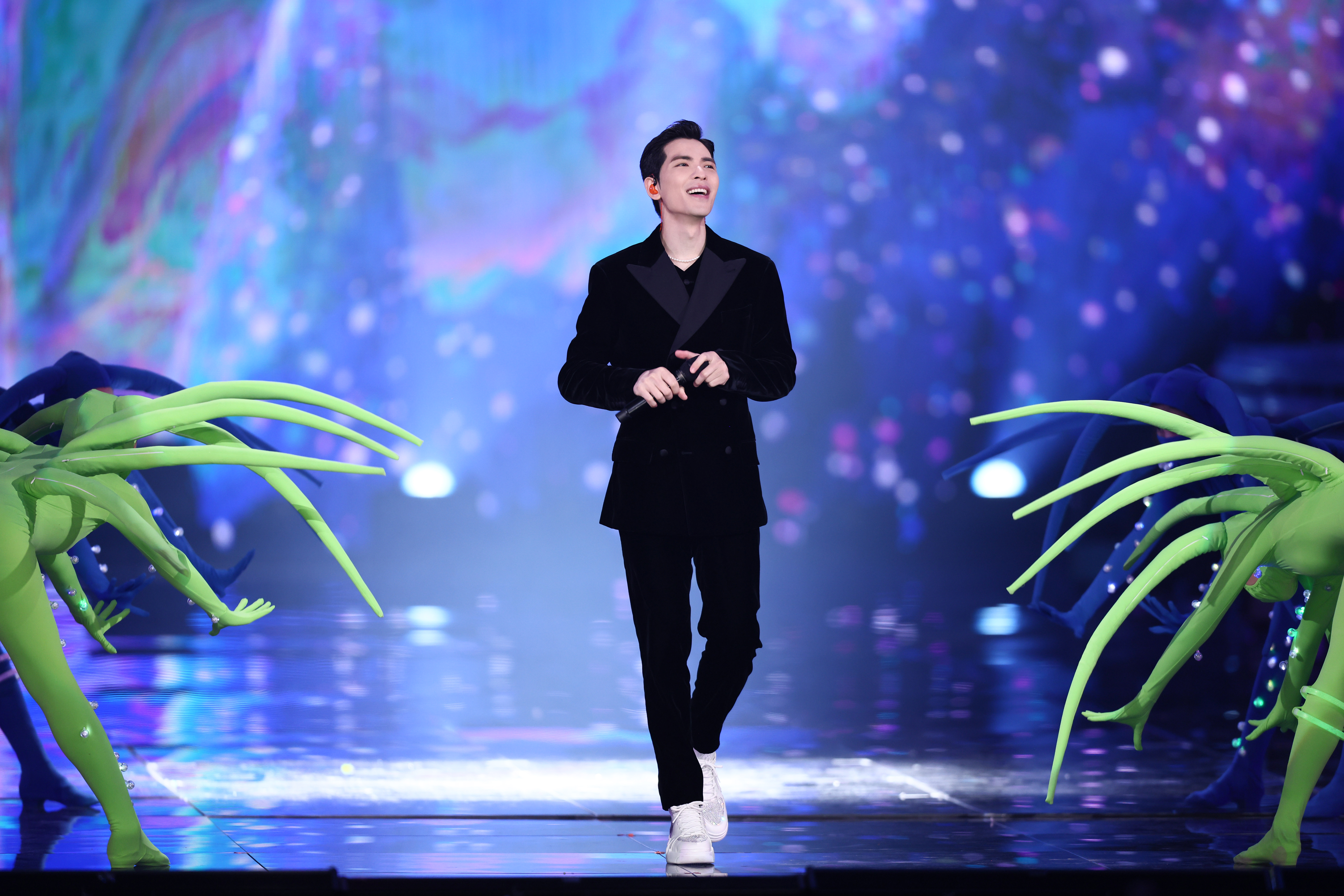 蕭敬騰昨（12日）晚出席「百度潮盛典」，直播間突破了1600萬名歌迷同時在線共襄盛舉。（喜鵲娛樂提供）