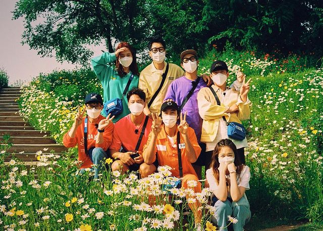 宋智孝在IG晒出《Running Man》成員合照，表達不捨。（翻攝自宋智孝IG）