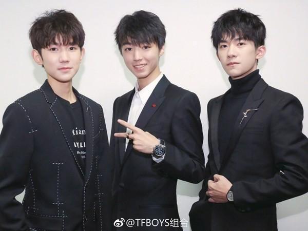 由王源、王俊凱及易烊千璽組成的TFBoys,驚傳解散消息,幸好對粉絲只是虛驚一場。(翻攝自TFBoys微博)