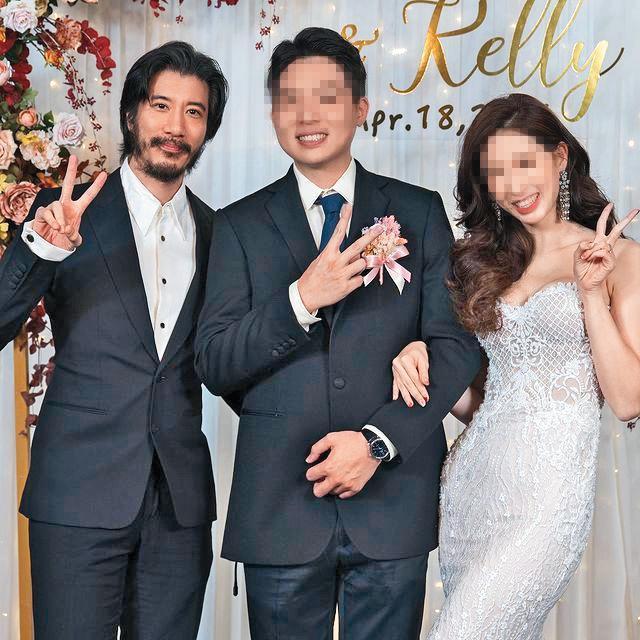 王力宏(左)一改過往斯文形象,開始蓄鬍、留長髮,還出席熟識的工作人員婚禮。(翻攝自王力宏IG)