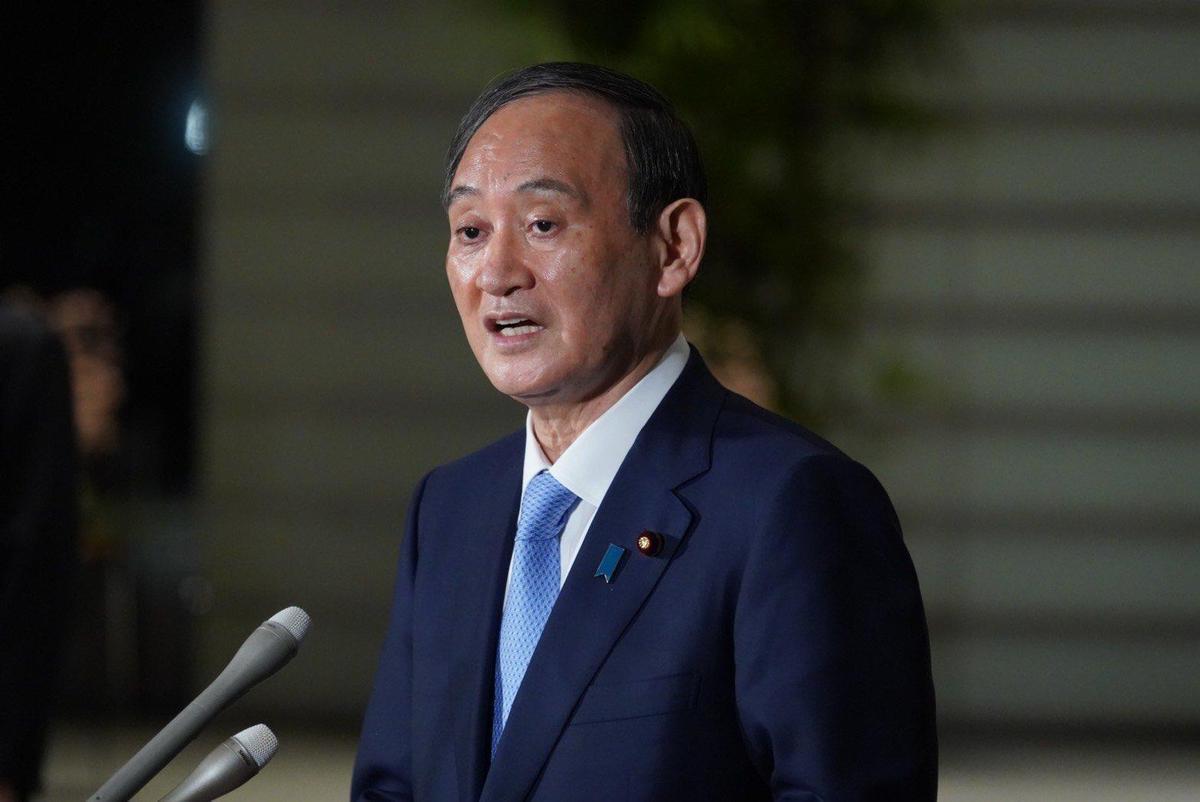 日本東京疫情再攀升，菅義偉稍晚將會召開記者會，對外說明延長緊急事態宣言與新增實施對象地區的原因。（翻攝自菅義偉推特）