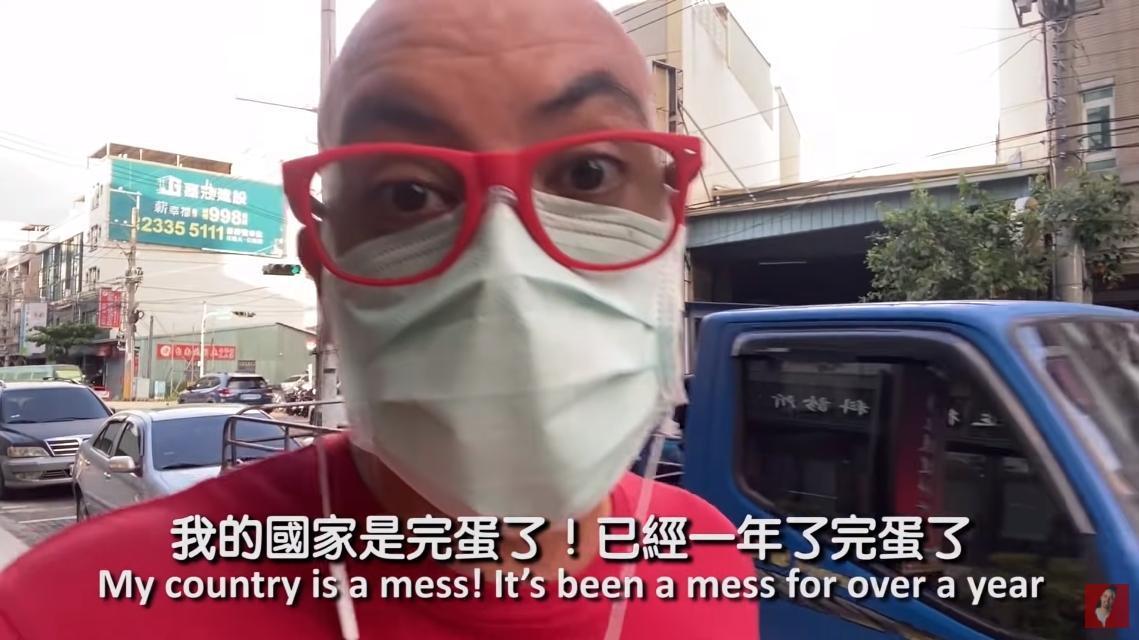 YouTuber多多來自智利，痛心家鄉防疫完蛋了。（翻攝自YouTube「多多有多愛台灣！」）
