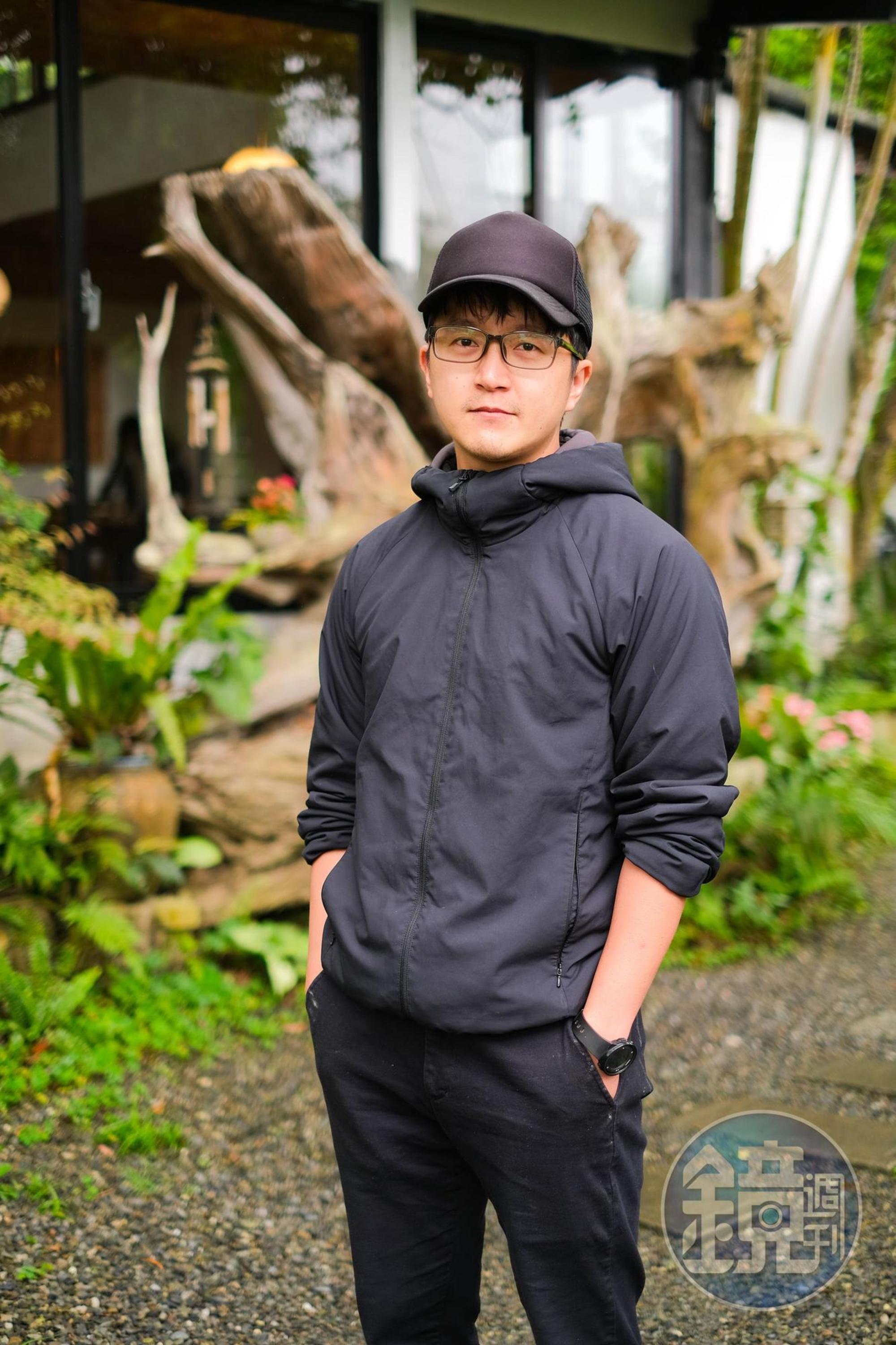 老闆蘇唯中經營文山草堂已有13個年頭，在這山林中也培養出許多老主顧。