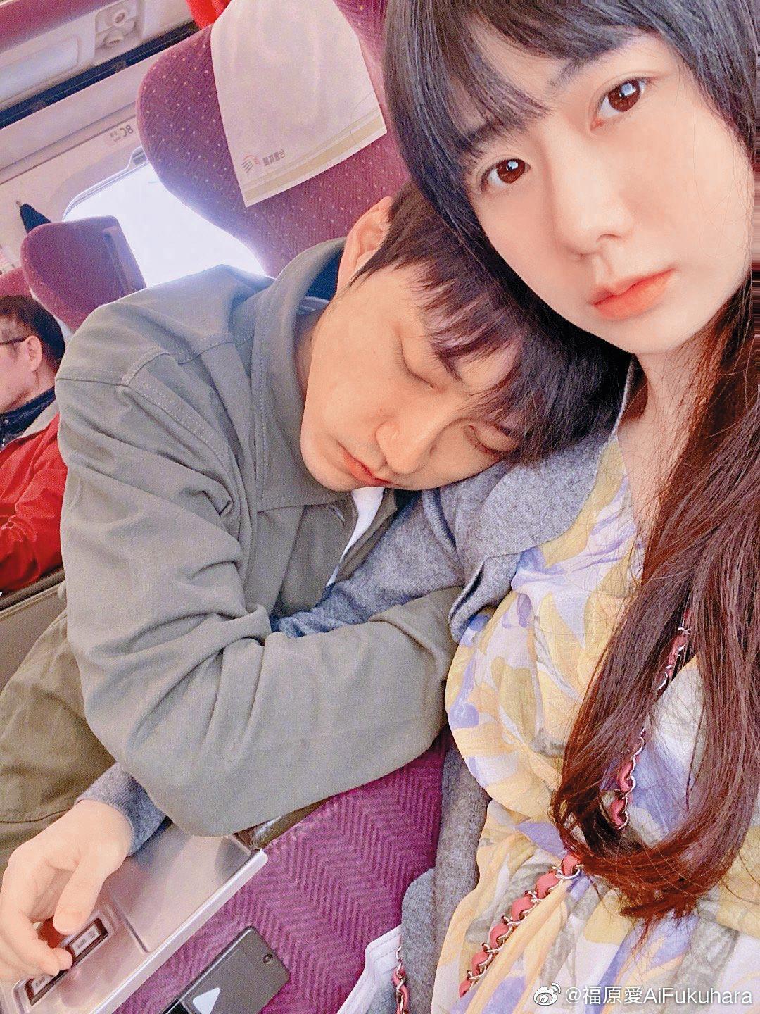 江宏傑(左)曾許願「希望妳可以每天親我100下」,誇口下下輩子都要跟福原愛(右)在一起。(翻攝自福原愛臉書)
