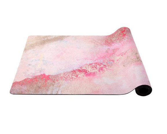 Healing Hear系列追夢者粉瑜伽墊 NT$3,780 SUGARMAT。（ASPORT提供）