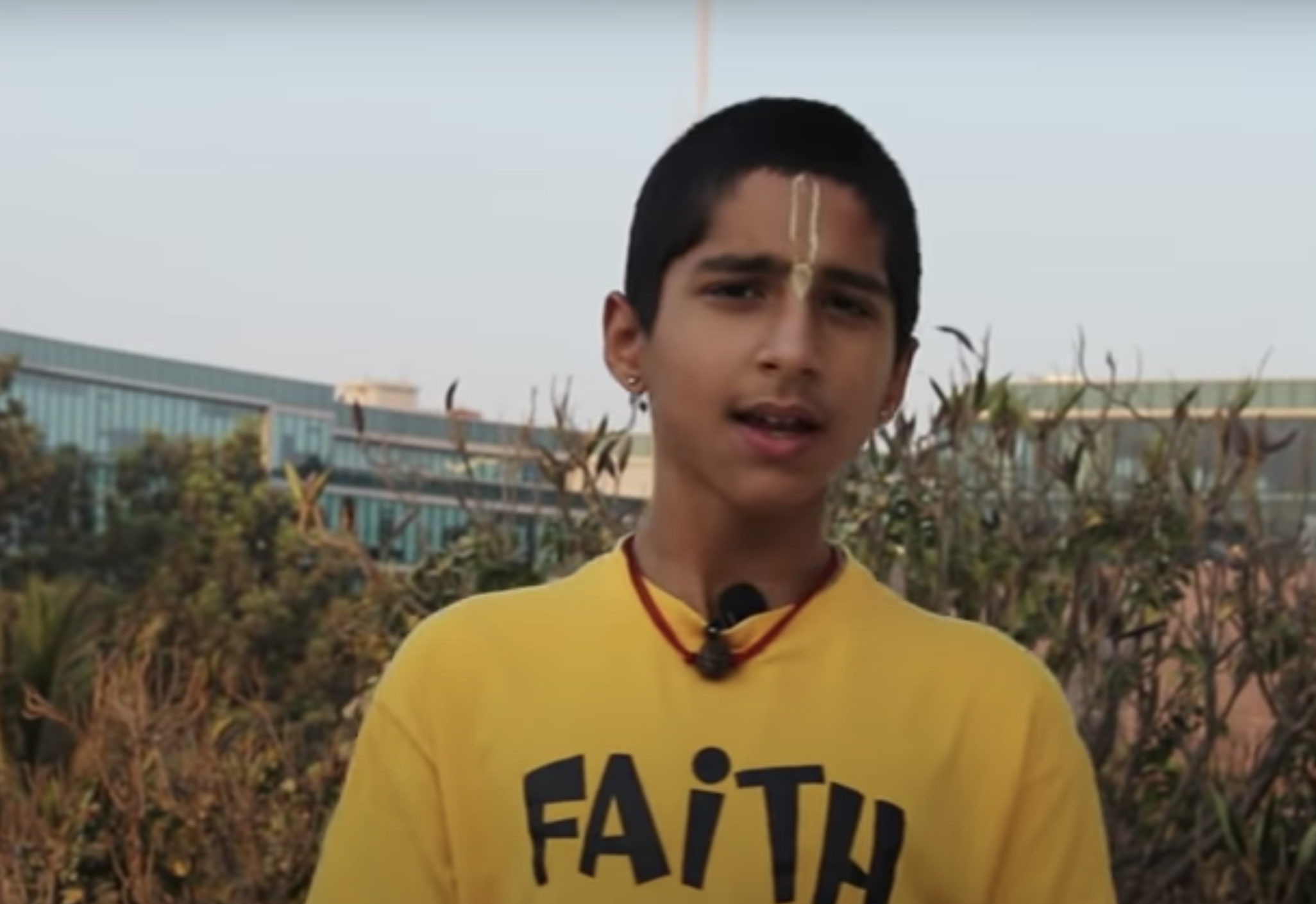 印度神童阿南德（Abhigya Anand）在最新一期的影片中曝光，接下來經濟復甦的「5大關鍵時間點」。（翻攝自 Conscience YouTube）