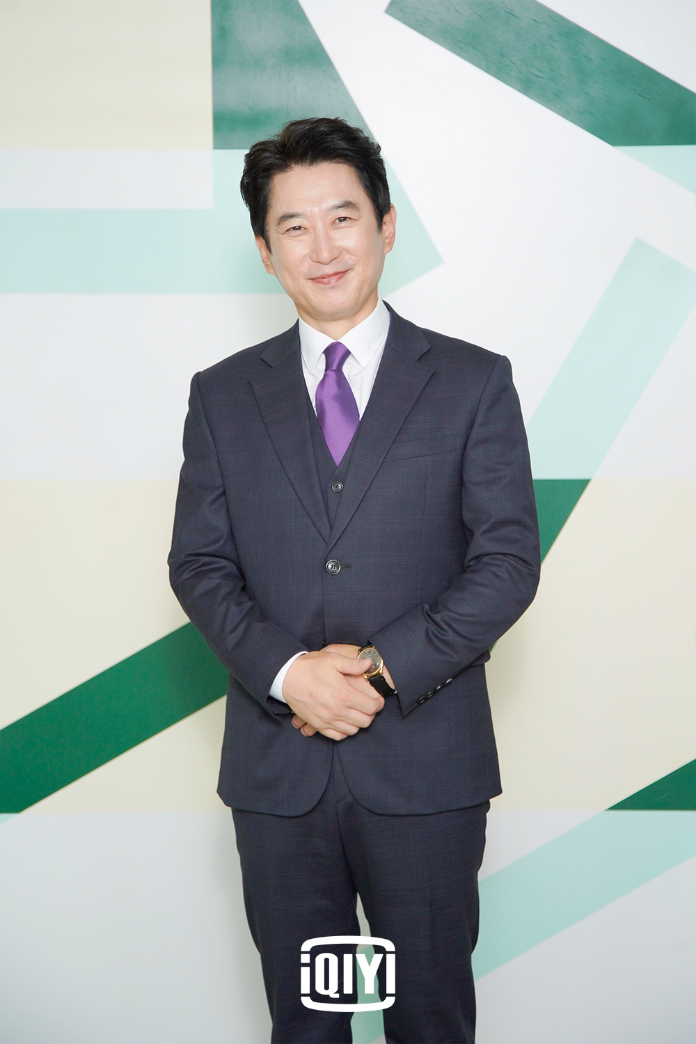 金元海經常請《月刊家》劇組吃飯，被稱為「鳥媽媽」，將大家照顧得很好。（愛奇藝國際站提供）