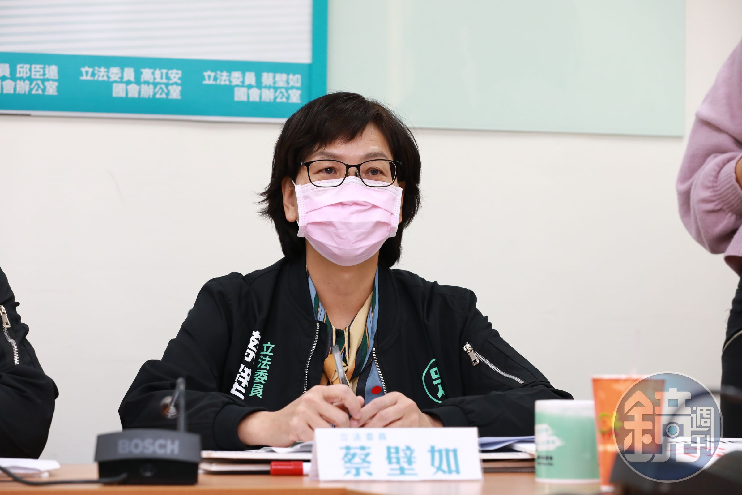 蔡壁如分享打完AZ疫苗後的曝副作用。（本刊資料照）
