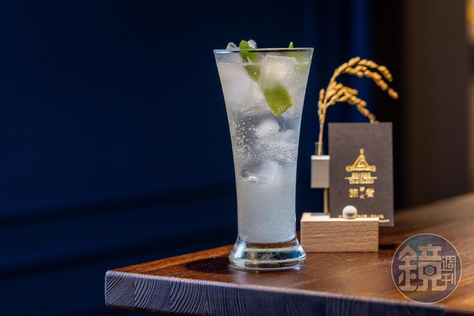 「琴費斯」喝起來清爽,很適合炎熱的澎湖夏天。(200元/杯)