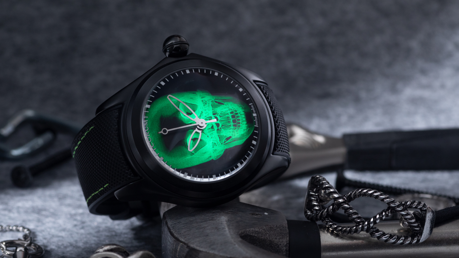 CORUM Bubble 47 X Ray,建議售價:NT$ 143,000(限量88只)