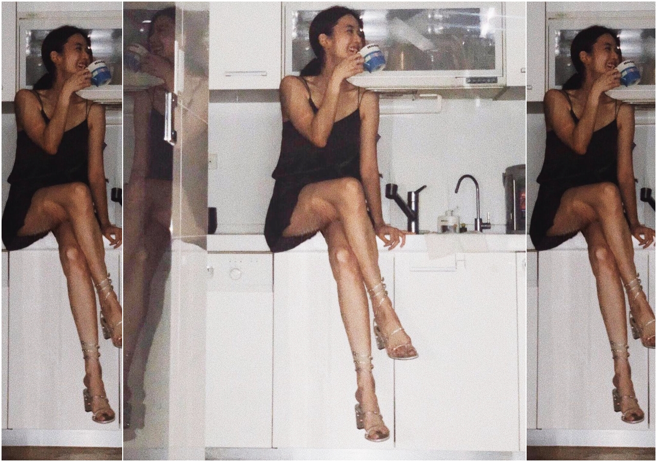 陳庭妮以睡衣搭配René Caovilla 的經典銀色Cleo鞋履，笑稱自己夢想是Cinderella。NT$52,800（翻攝自陳庭妮IG）