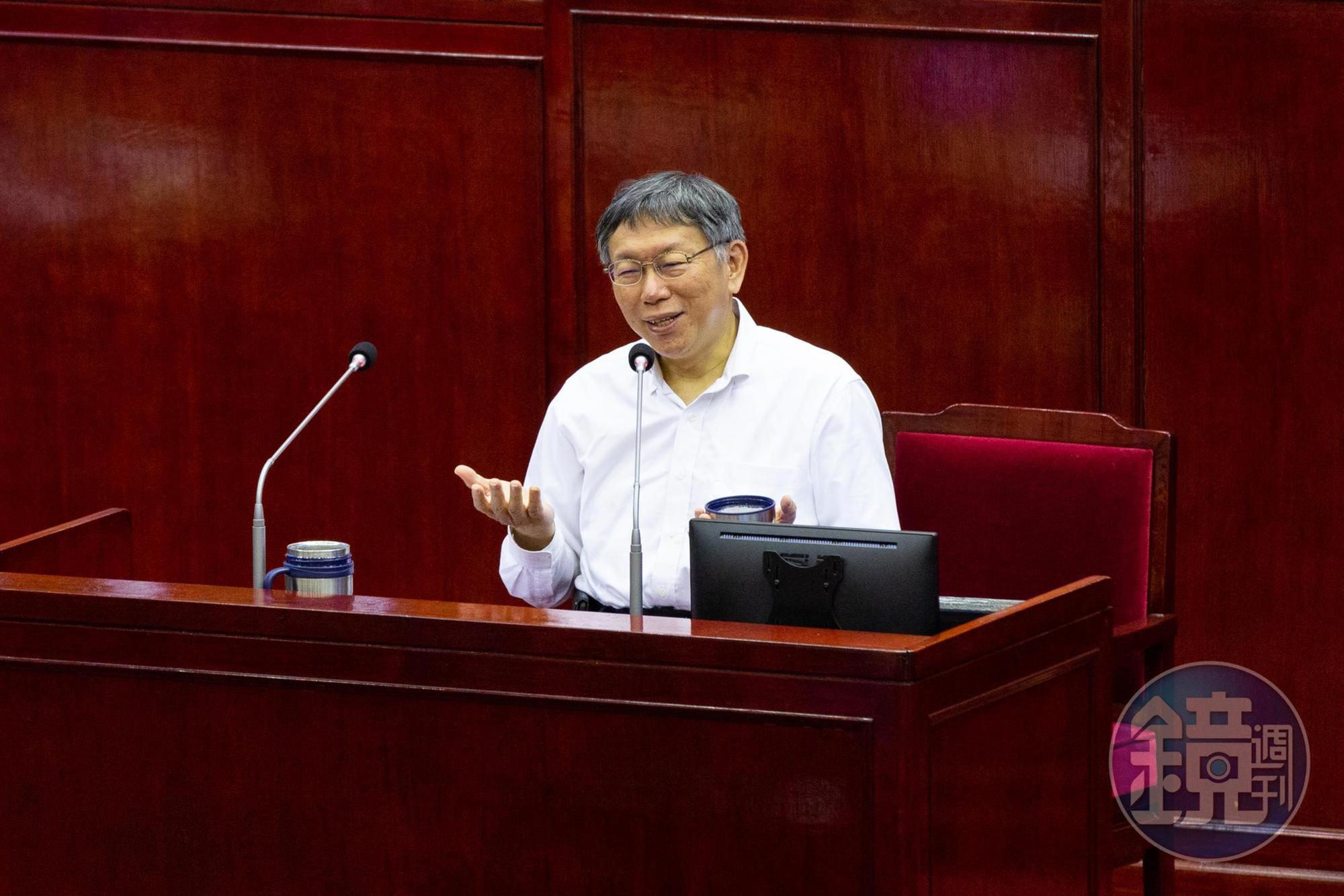 柯文哲稱美國疫苗是「給小弟安家費」，綠營不滿痛批「抹煞第一線外交人員的努力」。（本刊資料照）