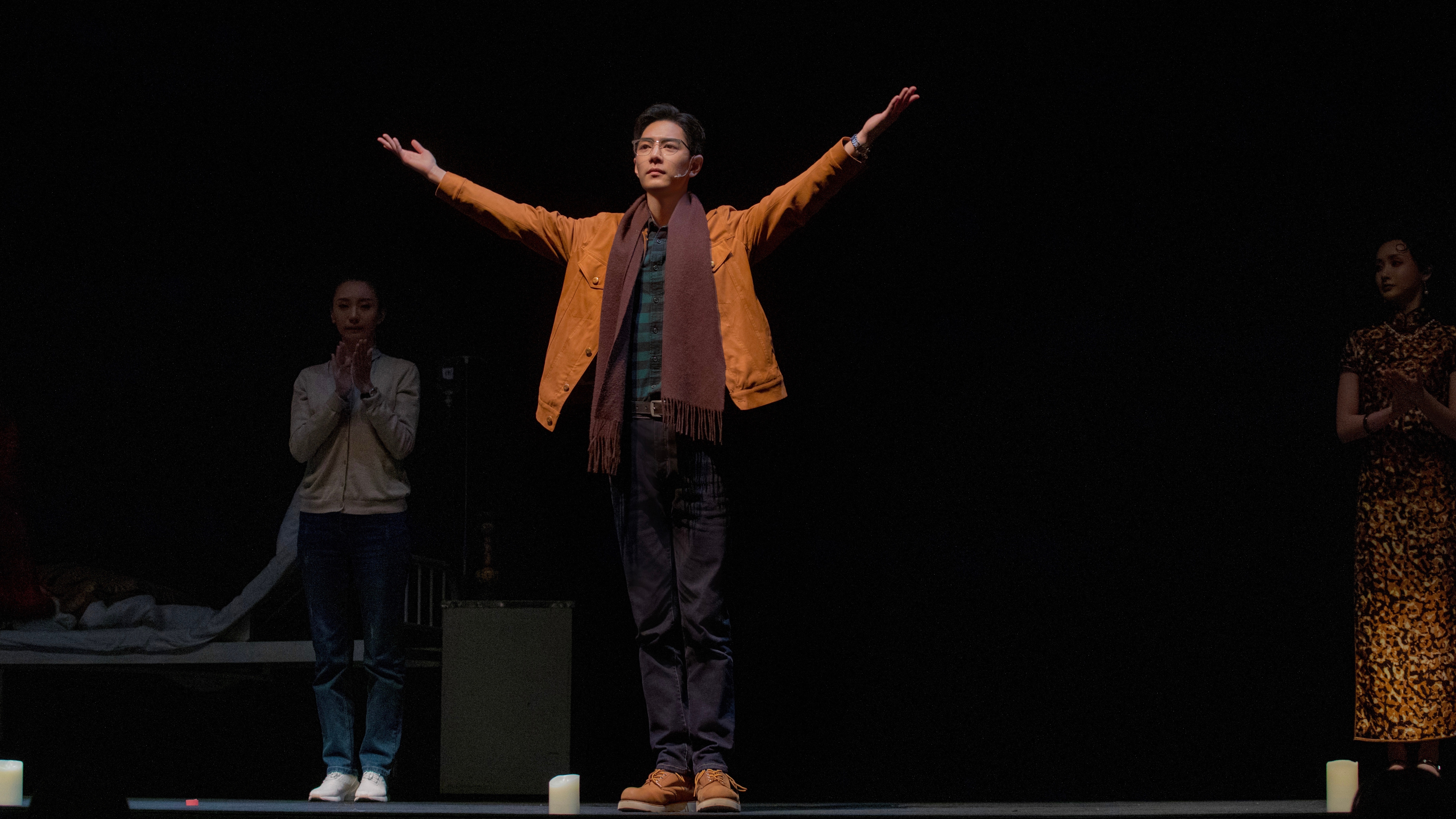 肖戰加入賴聲川話劇《如夢之夢》,演出5號病人,這個角色之前由胡歌演了7年之久。(翻攝肖戰工作室)