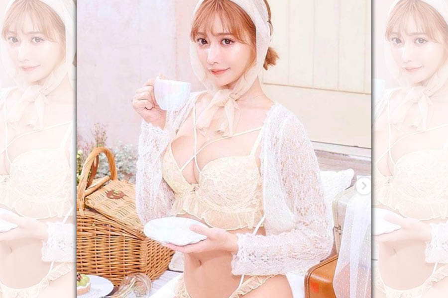 日本AV女優明日花綺羅去年2月從AV界引退，轉戰YouTube開設個人頻道，近日她宣布將在銀座開酒店。（翻攝asukakiraran IG）