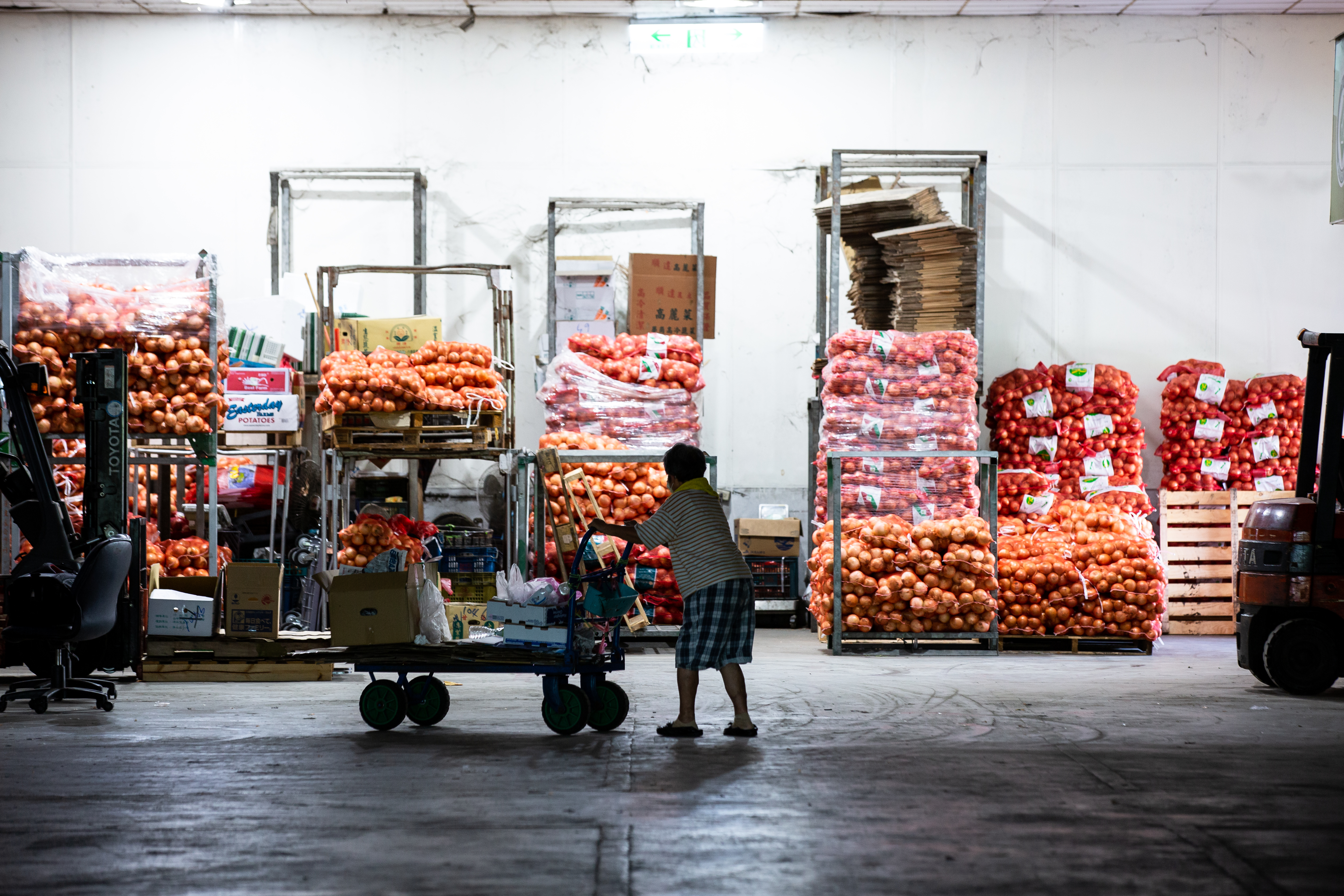 北農驚傳群聚感染，新北市果菜市場經採檢3626人全數陰性。（本刊資料照）