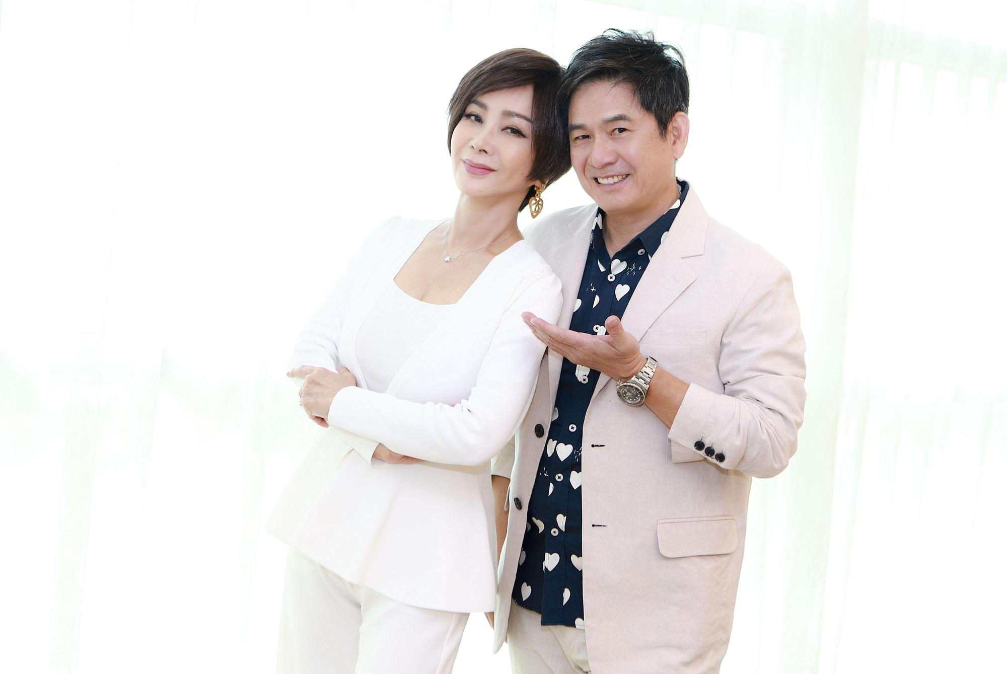 洪都拉斯為了跟陳美鳳第一次搭檔，還特地先看陳美鳳主演的《夜市人生》。(民視提供)