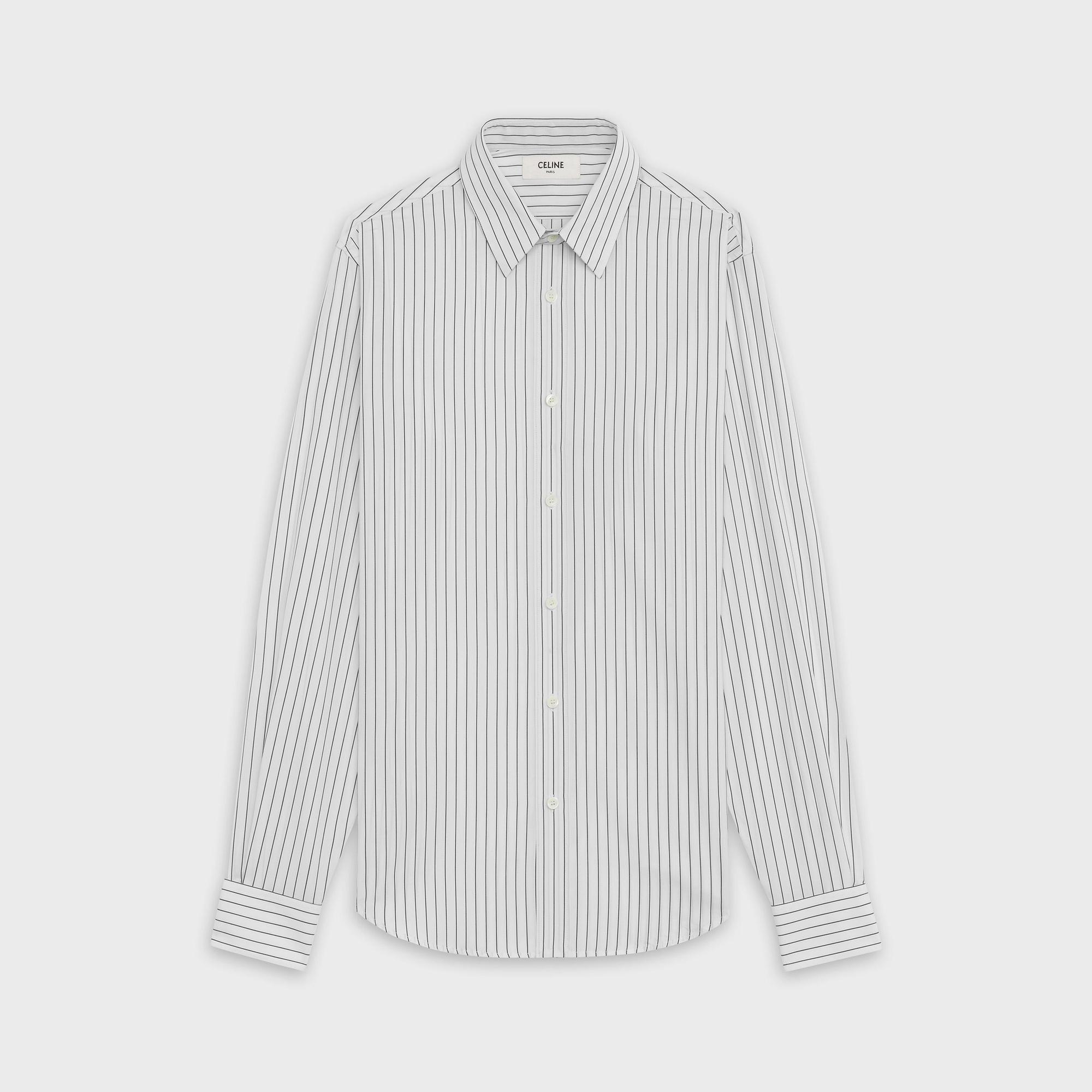 直條紋襯衫；NT$22,000。（CELINE提供）